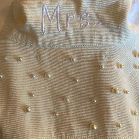 Untamed Petals Posy Embellished Denim Jacket - Picture 7 of 7